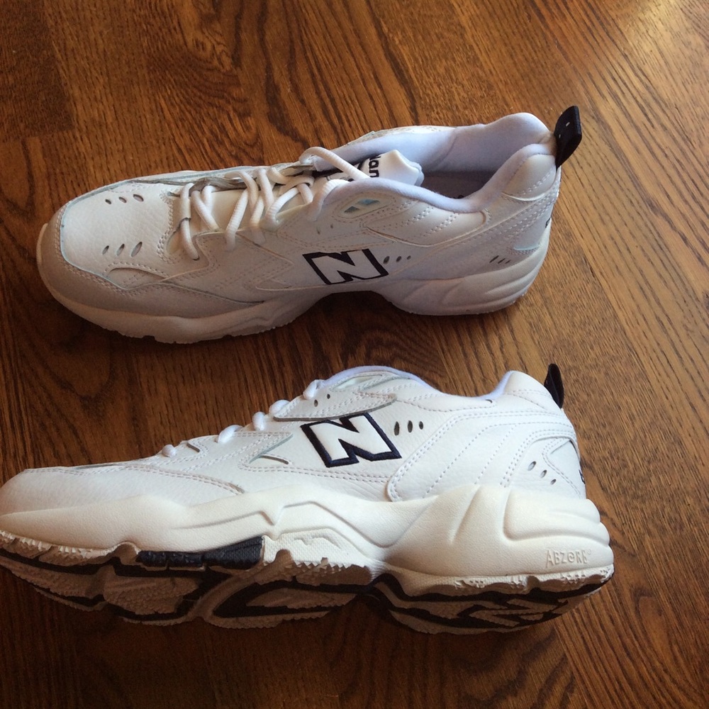 New Balance Leather Men’s Sneakers Size 9D